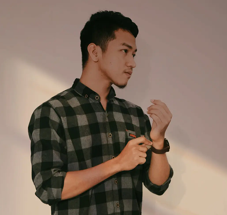 Abu Jaesyum Muhammadin – Komisaris